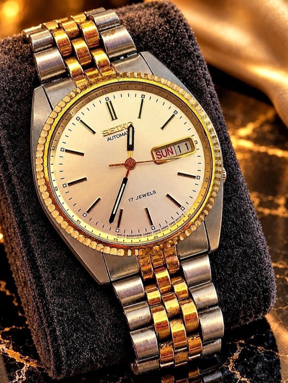 Vintage Seiko 7009-3119 Automatic 17-Jewel Two-Tone Day-Date Watch